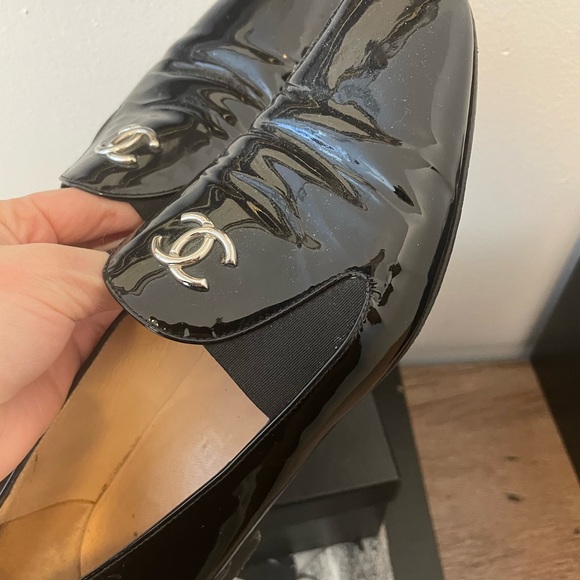 Chanel black patent leather loafers - Picture 4 of 9